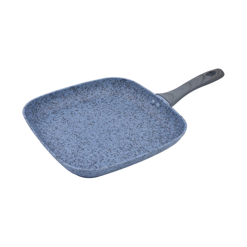 Smidda köksredskapsset i aluminium med nonstick-beläggning i blå granit